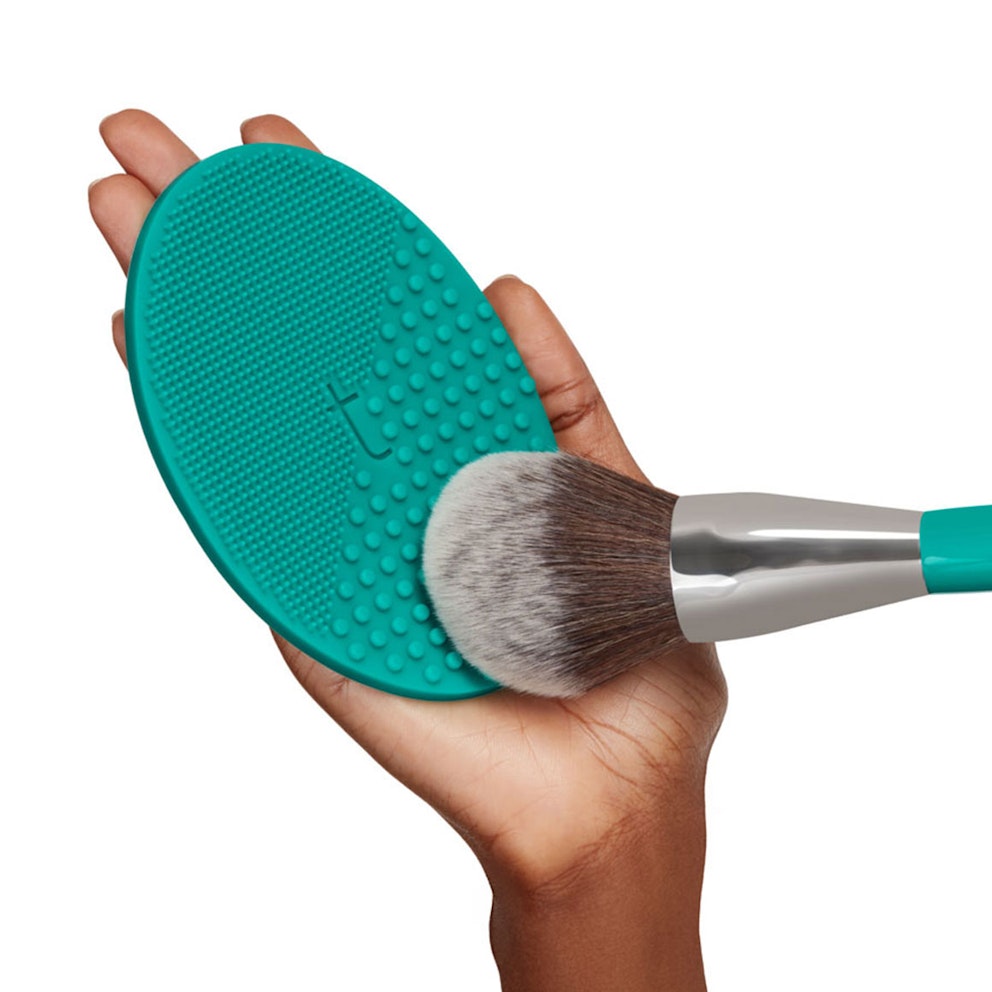 Brush Hero Brush Cleansing Pad™