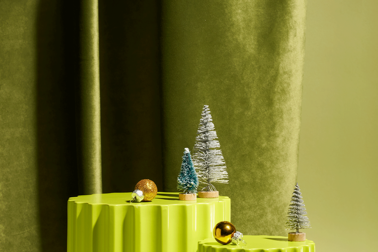 Holiday Skincare Gift Guide Image File | 50/50 [BYOS]